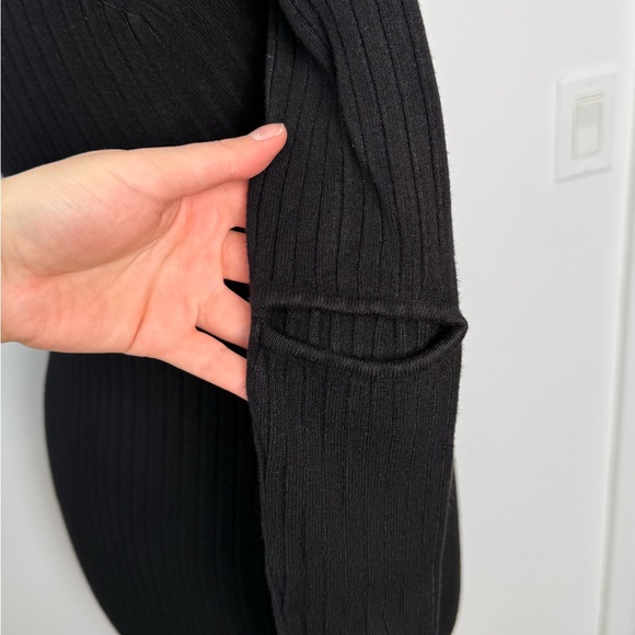 GUESS Ribbed Zip-Front Midi Dress – Black - Picture 5 of 9